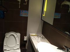 -路客HOTELS酒店(广州东站林和西地铁站店)