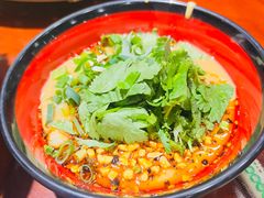 -乔波室内滑雪场