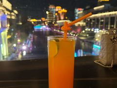 -Tipsy Bar•屋顶露台酒吧&水烟吧