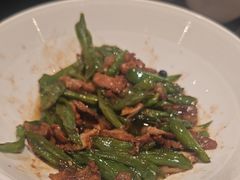 辣椒四季豆炒肉-简小舍·民间手艺菜(武昌江滩店)