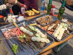 -龙裕山庄烤全羊