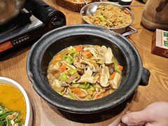 -老滇山寨•云南特色菜•地方菜•民族风情歌舞表演(金碧店)