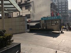 -苏宁广场-停车场