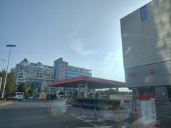 -中国石化琪琳石油沙湖加油站