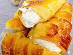 奶油牛角-爱德顺糕点食屋(利民道店)