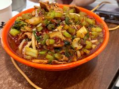-玲玲米粉·新疆现炒米粉(大十字总店)