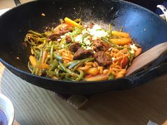番茄牛腩焖面-金豆角砂锅焖面(安贞店)