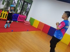 -云霄之星少儿滑板轮滑跳绳(远洋未来广场店)