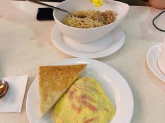 肥牛捞出前一丁套餐-香港新发烧腊茶餐厅(万象店)
