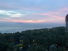 -三亚湾海居铂尔曼度假酒店