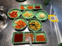 -欧巴炭烤肉오빠숯불구이(南京东路店)