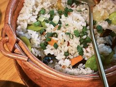 铜锅牛肝菌焖饭-一坐一忘云南菜(三里屯店)