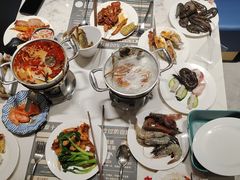 -金马门国际美食百汇(珞喻路店)