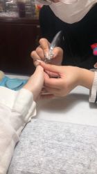 -花岐款式专研健康美甲沙龙