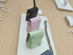 -华为授权体验店(中山公园来福士)