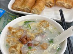 艇仔粥-穗银肠粉店(东川路店)