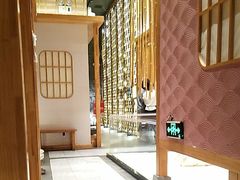 -花和海鲜自助(梅江店)