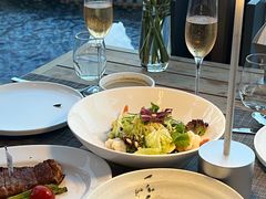 -MONICH牛排融合餐厅(和义大道购物中心店)