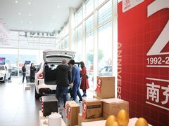 -南充通源宝马4S店(高坪店)