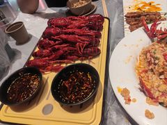 -肥肥虾庄·金牌油焖大虾(杨园滨江时代walk店)