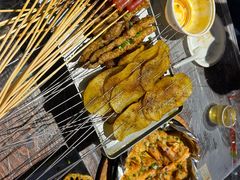 -老街烧烤大排档·地道湖北菜·龙虾馆(汉口火车站店)