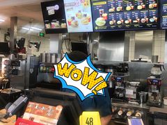 -麦当劳(展览路店)