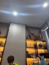 -TOP HAIR SALON