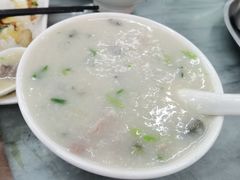 皮蛋瘦肉粥-穗银肠粉店(东川路店)