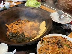 -山城家常菜铁锅炖鱼