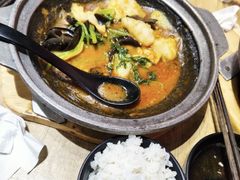 -极有家小鱼小鸡石锅煲(佳兆业店)