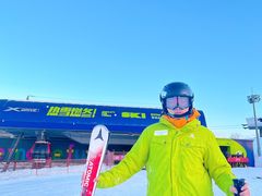 -中旅松花湖滑雪场