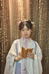 -汉仪华裳汉服馆(打浦桥店)