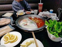 -吴记老锅底麻辣火锅(福州路店)