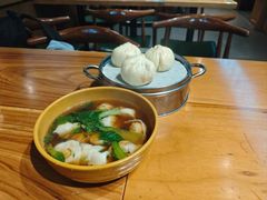 -吕氏馄饨包子大排档