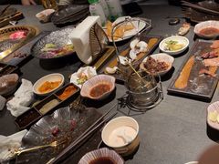 -铭牛烧肉·和牛海鲜自助(高新月牙湖店)