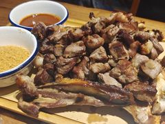 特色大汉烤羊腿-那些年记忆烧烤