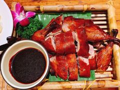 -老滇山寨•云南特色菜•地方菜•民族风情歌舞表演(金碧店)