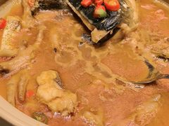 -新天明砂锅鱼头煲