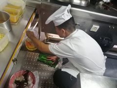 -小放牛炒菜馆(军校店)