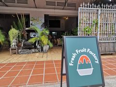 -Fresh Fruit Factory - Fruit Cuisine Restaurant