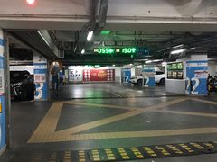 -百联西郊购物中心·停车场