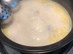 胡椒猪肚鸡-顺德公广东猪肚鸡·煲仔饭(白石洲店)