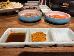 -明洞阿姨·韩式酱蟹烤肉·创意料理(三元桥店)