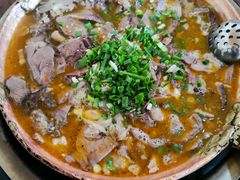 -朝伟清真铜瓢牛肉馆(三十年老·店)