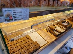 面包甜点陈列柜-清真全盛斋传统糕点(许士庙店)