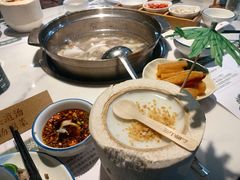 -三个椰子·现砍椰子鸡(金源CBD店)