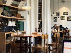 -雕刻时光咖啡馆(师大路店)