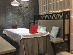 卡座-味+新京宴·烤鸭·北京菜(创意谷店)