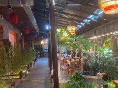 -三道苗苗鱼·美蛙黄辣丁(八里店)