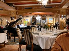 大堂-火车头法国西餐厅